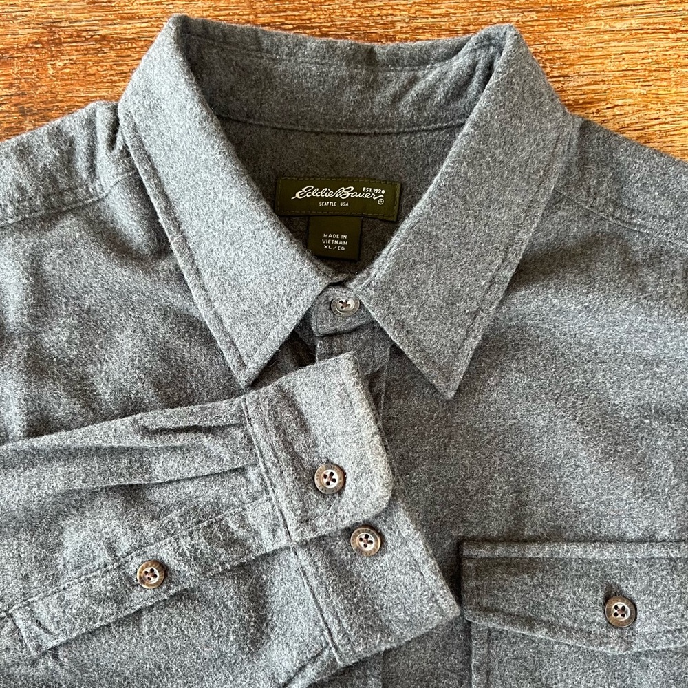 Eddie Bauer Men’s Ling Sleeve Button Down Flannel Shirt Gray Cotton Heavy Sz XL